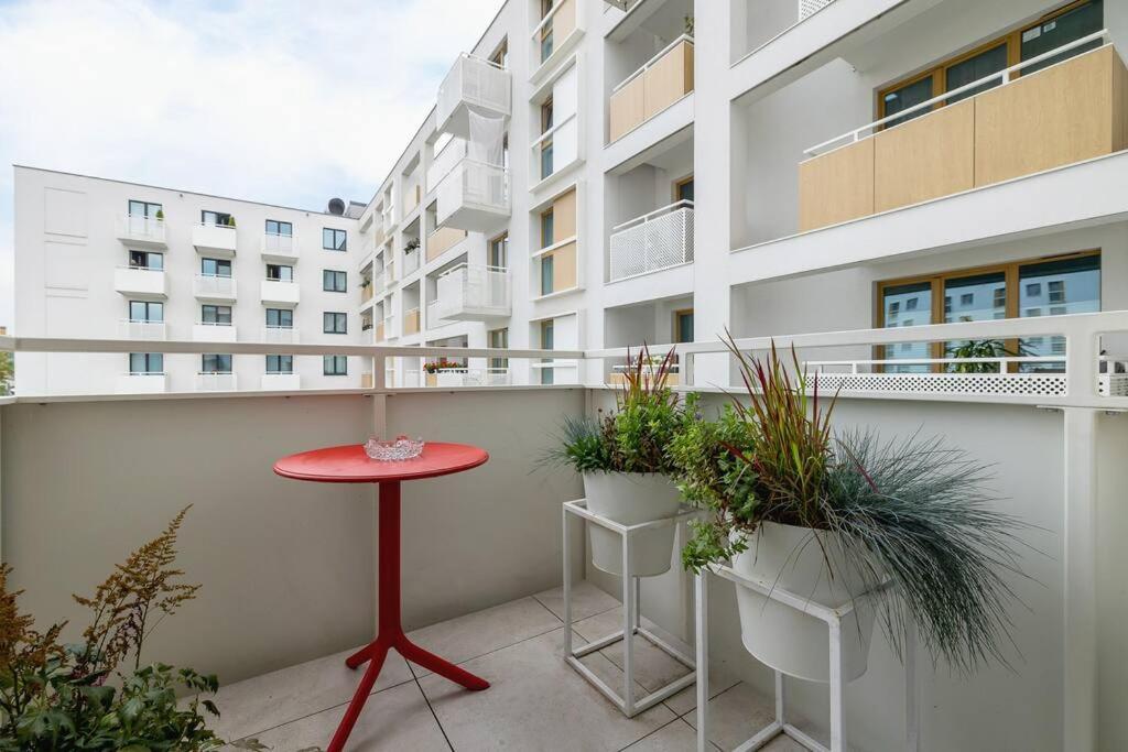 Apartment With Balcony, Private Parking - Bagry Lake - Goszczynskiego 1 Krakow Exterior photo